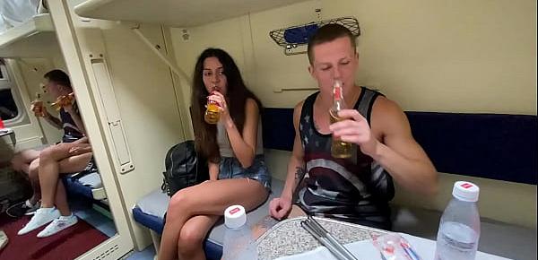  Threesome sex in public train